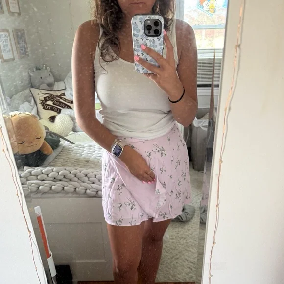 Sunday Best Light Pink Floral Skirt - Picture 4 of 5